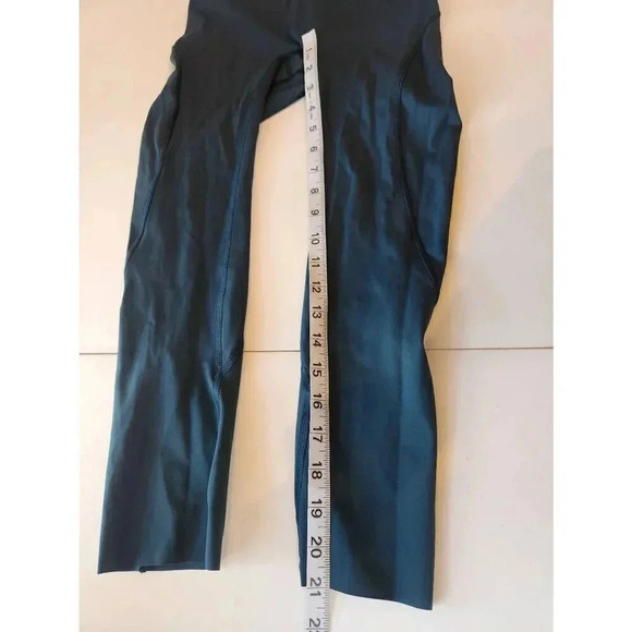 Lululemon Run The Day Crop Leggings Blue Size 2 - Picture 7 of 8